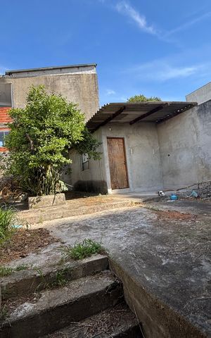 Casa à venda com 350m², 4 quartos e 4 vagas Casa à venda com 350m², 4 quartos e 4 vagasQuintal
