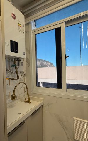Apartamento à venda com 44m², 2 quartos e 1 vaga Apartamento à venda com 44m², 2 quartos e 1 vagaÁrea de serviço