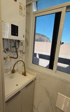 Apartamento à venda com 44m², 2 quartos e 1 vaga Apartamento à venda com 44m², 2 quartos e 1 vagaÁrea de serviço