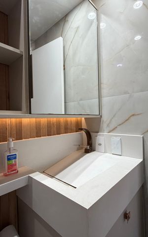 Apartamento à venda com 44m², 2 quartos e 1 vaga Apartamento à venda com 44m², 2 quartos e 1 vagaBanheiro