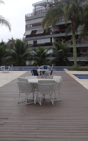 Apartamento para alugar com 110m², 2 quartos e 2 vagasÁrea comum - Piscina
