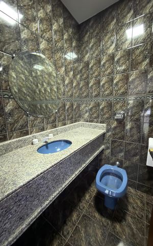 Casa à venda com 5000m², 10 quartos e 4 vagas Casa à venda com 5000m², 10 quartos e 4 vagasÁrea comum