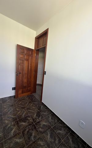 Casa à venda com 5000m², 10 quartos e 4 vagas Casa à venda com 5000m², 10 quartos e 4 vagasQuarto 01