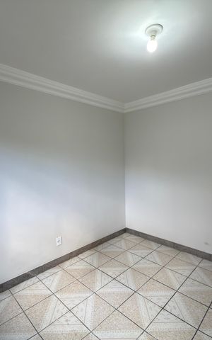 Casa à venda com 5000m², 10 quartos e 4 vagas Casa à venda com 5000m², 10 quartos e 4 vagasEdícula