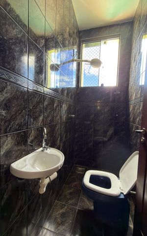 Casa à venda com 5000m², 10 quartos e 4 vagas Casa à venda com 5000m², 10 quartos e 4 vagasBanheiro da Suíte 6