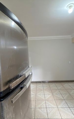 Casa à venda com 5000m², 10 quartos e 4 vagas Casa à venda com 5000m², 10 quartos e 4 vagasEdícula