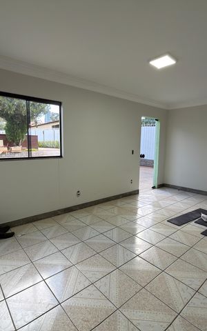 Casa à venda com 5000m², 10 quartos e 4 vagas Casa à venda com 5000m², 10 quartos e 4 vagasEdícula