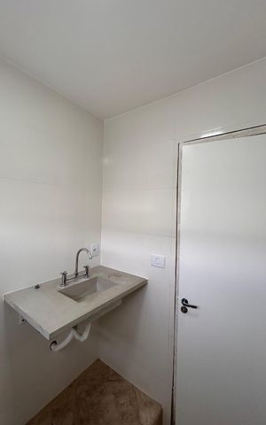 Apartamento para alugar com 80m², 2 quartos e 1 vagaBanheiro social 