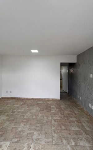 Apartamento para alugar com 80m², 2 quartos e 1 vagaSala de estar 
