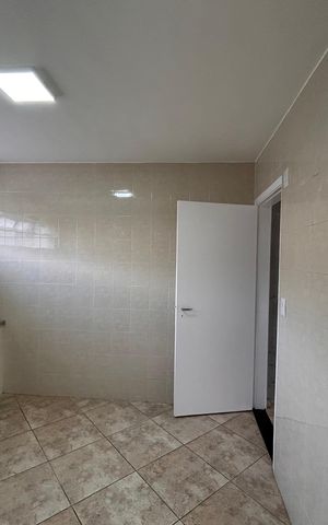 Apartamento para alugar com 80m², 2 quartos e 1 vagaCozinha 