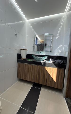 Casa à venda com 400m², 3 quartos e 2 vagas Casa à venda com 400m², 3 quartos e 2 vagasSuite 1
