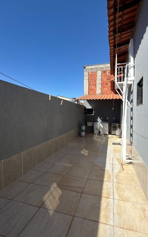 Casa à venda com 400m², 3 quartos e 2 vagas Casa à venda com 400m², 3 quartos e 2 vagasQuintal