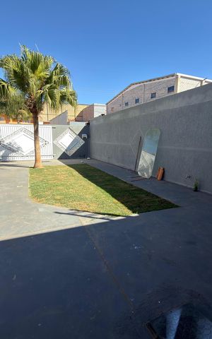 Casa à venda com 400m², 3 quartos e 2 vagas Casa à venda com 400m², 3 quartos e 2 vagasChurrasqueira