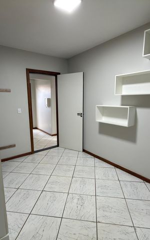 Casa à venda com 400m², 3 quartos e 2 vagas Casa à venda com 400m², 3 quartos e 2 vagasQuarto 2
