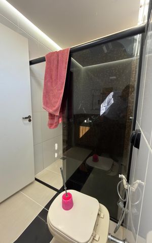 Casa à venda com 400m², 3 quartos e 2 vagas Casa à venda com 400m², 3 quartos e 2 vagasSuite 1