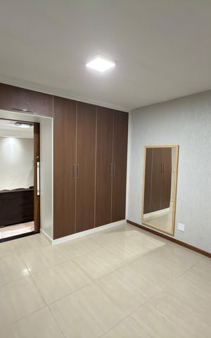Casa à venda com 400m², 3 quartos e 2 vagas Casa à venda com 400m², 3 quartos e 2 vagasQuarto 01