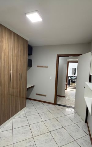 Casa à venda com 400m², 3 quartos e 2 vagas Casa à venda com 400m², 3 quartos e 2 vagasQuarto 2