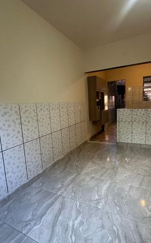 Casa à venda com 35m², 1 quarto e sem vagaSala