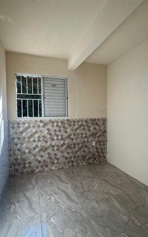 Casa à venda com 35m², 1 quarto e sem vagaQuarto