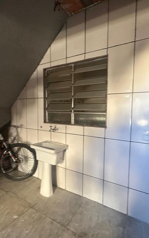 Casa à venda com 35m², 1 quarto e sem vagaÁrea de Serviço