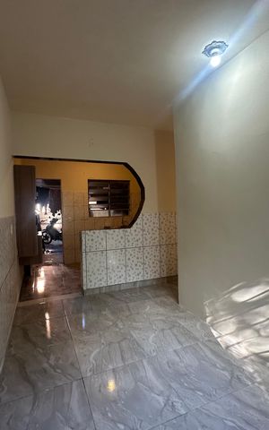 Casa à venda com 35m², 1 quarto e sem vagaSala