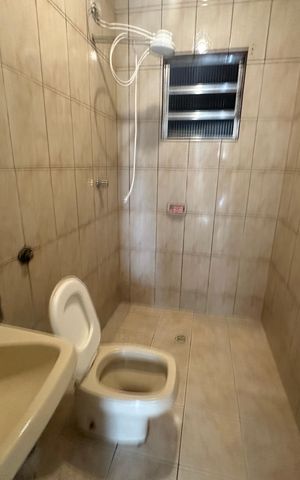 Casa à venda com 35m², 1 quarto e sem vagaBanheiro