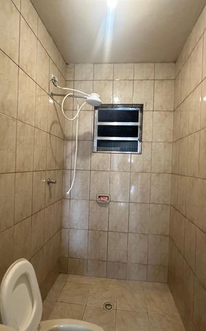 Casa à venda com 35m², 1 quarto e sem vagaBanheiro