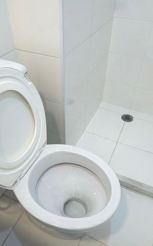 Apartamento para alugar com 73m², 3 quartos e 2 vagas Apartamento para alugar com 73m², 3 quartos e 2 vagasBanheiro