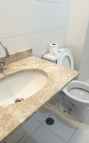 Apartamento para alugar com 73m², 3 quartos e 2 vagas Apartamento para alugar com 73m², 3 quartos e 2 vagasBanheiro