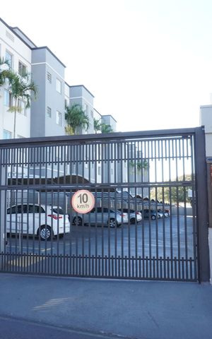 Apartamento para alugar com 50m², 2 quartos e 1 vagaFachado do condomínio