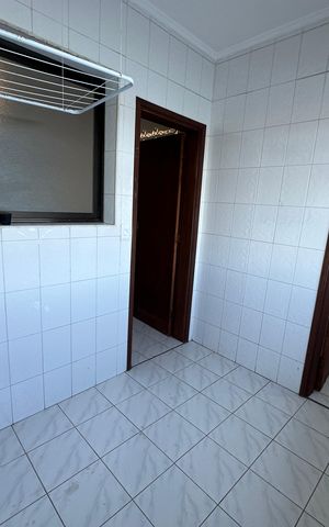 Apartamento para alugar com 144m², 3 quartos e 2 vagasÁrea de Serviço