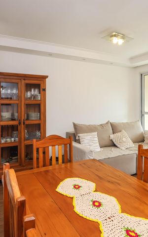 Apartamento à venda com 68m², 3 quartos e 2 vagasSala