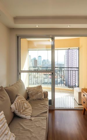 Apartamento à venda com 68m², 3 quartos e 2 vagasSala