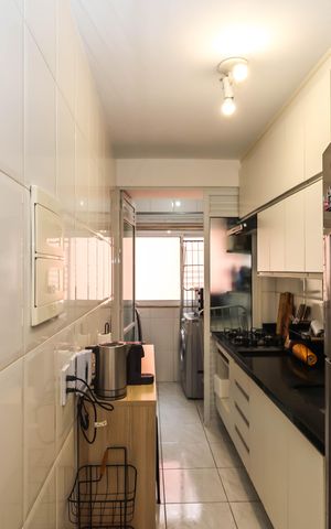 Apartamento à venda com 68m², 3 quartos e 2 vagasCozinha