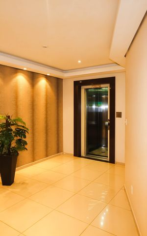 Apartamento à venda com 68m², 3 quartos e 2 vagasHall do elevador