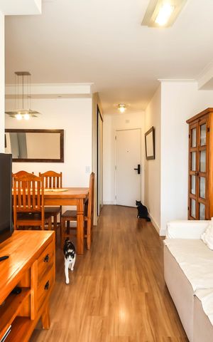 Apartamento à venda com 68m², 3 quartos e 2 vagasSala