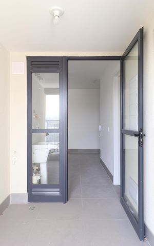 Apartamento à venda com 188m², 3 quartos e 2 vagasCozinha e Área de serviço 
