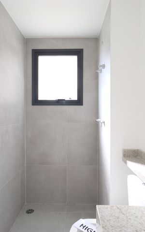 Apartamento à venda com 188m², 3 quartos e 2 vagasBanheiro da Suíte 1