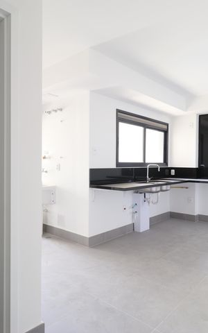 Apartamento à venda com 188m², 3 quartos e 2 vagasCozinha e Área de serviço 