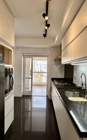 Apartamento à venda com 151m², 4 quartos e 3 vagasCozinha