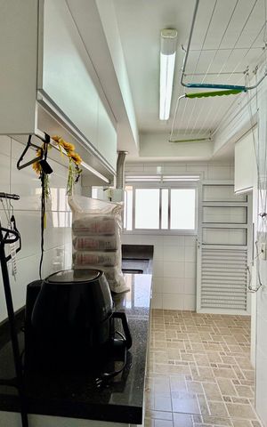 Apartamento à venda com 151m², 4 quartos e 3 vagasLavanderia