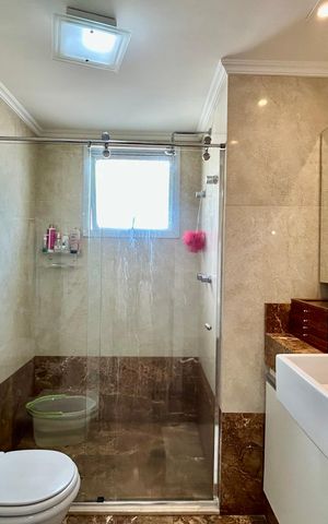 Apartamento à venda com 151m², 4 quartos e 3 vagasBanheiro do Quarto 1