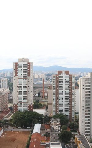 Apartamento à venda com 68m², 2 quartos e 2 vagasVaranda