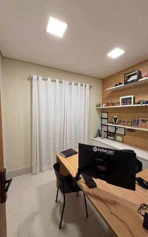 Casa de condomínio para alugar com 345m², 2 quartos e 4 vagas Casa de condomínio para alugar com 345m², 2 quartos e 4 vagasEscritório