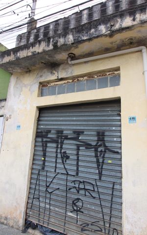 Casa à venda com 125m², 3 quartos e 1 vagafachada salão e entrada casa 2