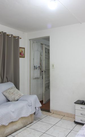 Casa à venda com 125m², 3 quartos e 1 vagaquarto casa 2
