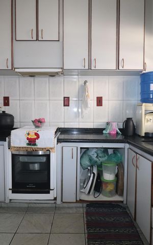 Casa à venda com 275m², 3 quartos e 8 vagasCozinha