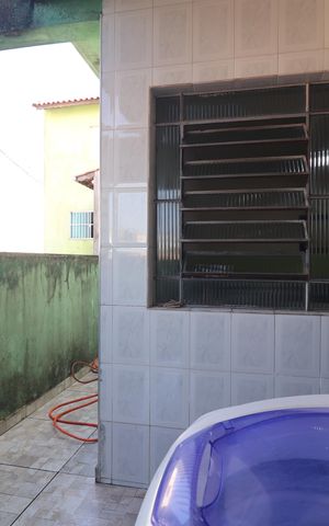 Casa à venda com 275m², 3 quartos e 8 vagasÁrea de Serviço