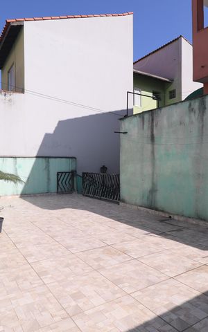 Casa à venda com 275m², 3 quartos e 8 vagasQuintal