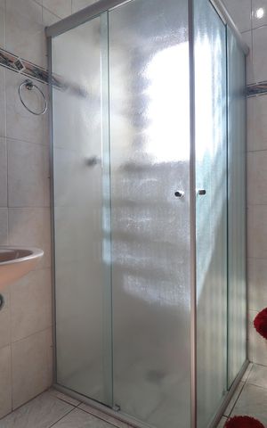 Casa à venda com 275m², 3 quartos e 8 vagasBanheiro 3